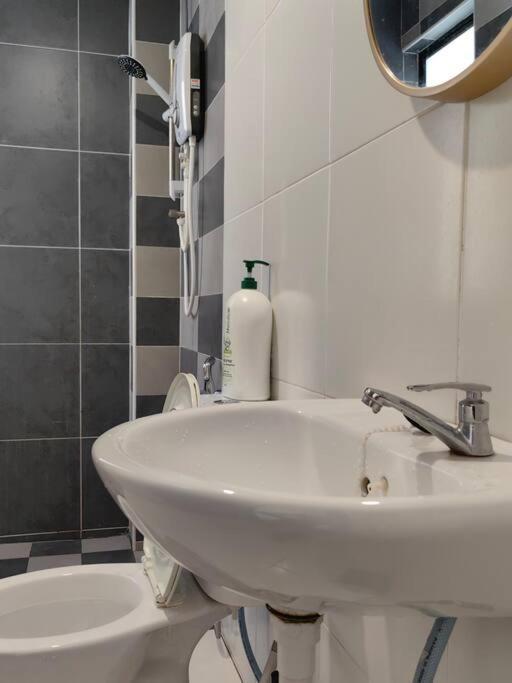 6-7pax 3br Waterpark W Ps4 Near Ipoh Town Apartment