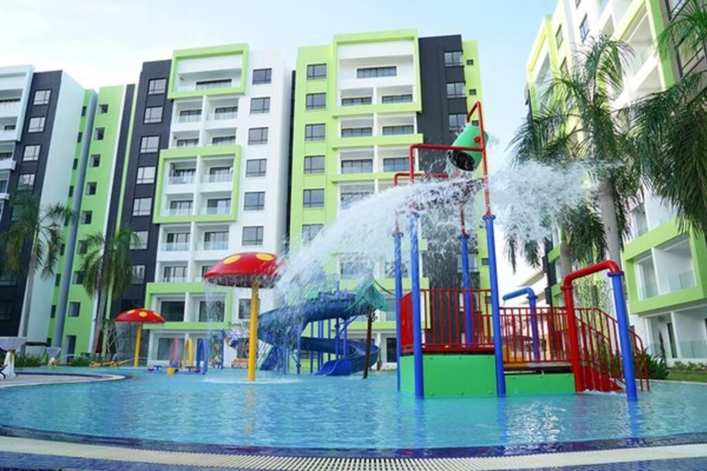 Apartment 6-7pax 3br Waterpark W Ps4 Near Ipoh Town *