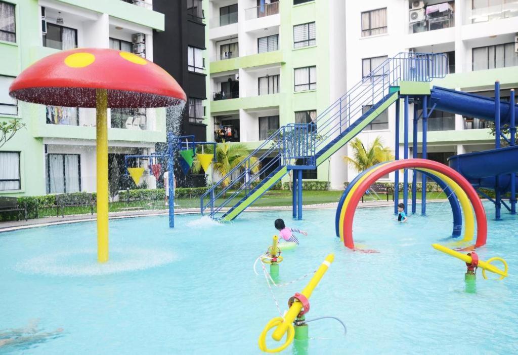 Apartment 6-7pax 3br Waterpark W Ps4 Near Ipoh Town *
